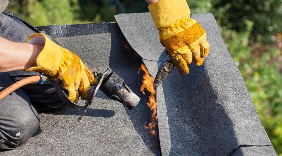 Expert Emergency Roof Repairs services in Daleville, MS